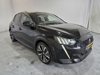 Schadeauto Peugeot 208 EV GT Pack 50kwh 2021/6