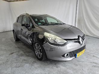 Unfallwagen Renault Clio 1.5 dCi NightenDay 2015/8