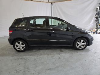 Mercedes B-klasse b150 picture 8