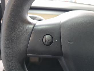 Tesla Model 3 Long Range AWD 75kWh picture 27