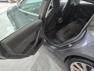 Tesla Model 3 Long Range AWD 75kWh picture 19