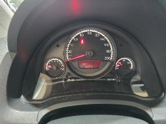 Volkswagen Up! 1.0 take up! BlueMotion picture 18