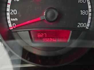 Volkswagen Up! 1.0 take up! BlueMotion picture 19