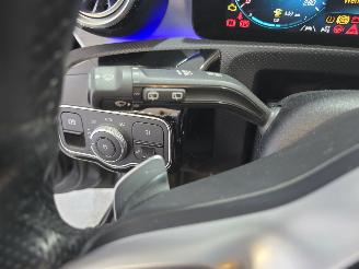 Mercedes A-klasse 250 e Premium Plus picture 30