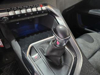 Peugeot 5008 1.2 PureTech Allure picture 34