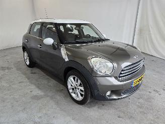 Vaurioauto  passenger cars Mini Cooper COUNTRYMAN 1.6 Cooper Pepper 2011/4