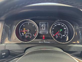 Volkswagen Golf 1.6 TDI Highline DSG picture 30