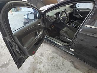 Ford Mondeo Wagon 2.0-16V Limited picture 16