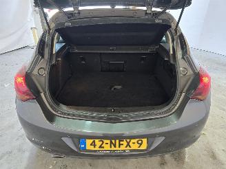 Opel Astra 1.4 Turbo Cosmo picture 17