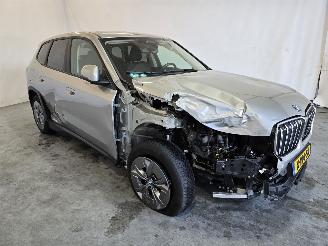 Voiture accidenté BMW iX1 xDrive30 Launch Edition 67 kWh 2024/3