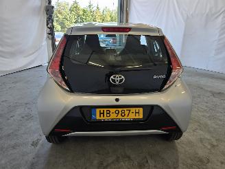 Toyota Aygo 1.0 VVT-i x-play picture 6