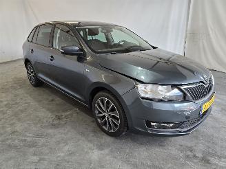 uszkodzony samochody osobowe Skoda Rapid Spaceback 1.0 TSI Greentech Drive 2018/7