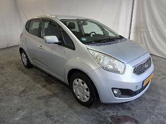 Schadeauto Kia Venga 1.6 CVVT 2010/4