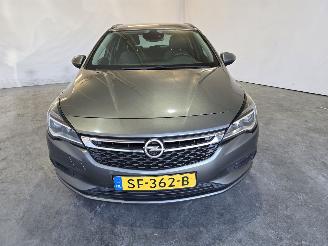 Opel Astra SPORTS TOURER+ picture 2