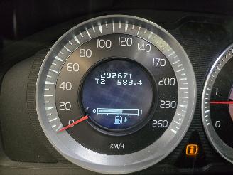 Volvo V-60 2.4 D5 Summum picture 18