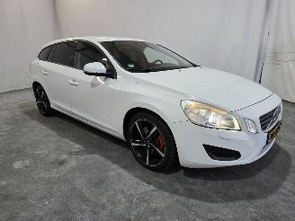 Auto incidentate Volvo V-60 2.4 D5 Summum 2012/3