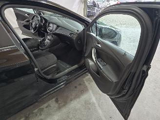 Opel Astra 1.0 Online Edition picture 16