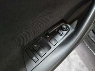 Opel Astra 1.0 Online Edition picture 23