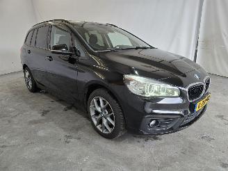 krockskadad bil auto BMW 2-serie 218i Centennial High Executive 7p. 2016/1