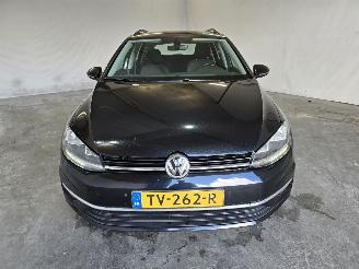 skadebil auto Volkswagen Golf Variant 1.6 TDI Comfortline 2018/11