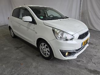 damaged passenger cars Mitsubishi Space-star 1.0 Intense 2016/6