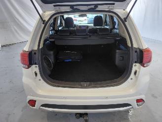Mitsubishi Outlander 2.0 PHEV Exec. Ed. picture 25