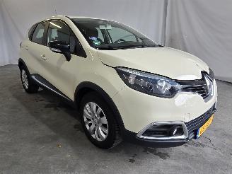 uszkodzony samochody osobowe Renault Captur 0.9 TCe Expression 2015/8