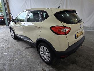 Renault Captur 0.9 TCe Expression picture 5