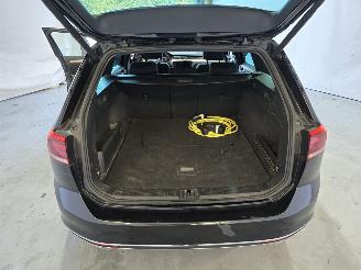 Volkswagen Passat Variant 1.4 TSI PHEV GTE Business picture 25
