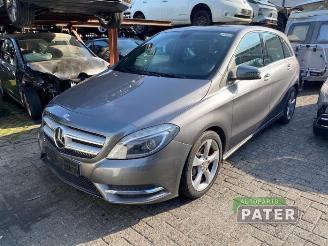 Purkuautot passenger cars Mercedes B-klasse B (W246/W242), Hatchback, 2011 / 2018 1.6 B-180 BlueEFFICIENCY Turbo 16V 2014/9
