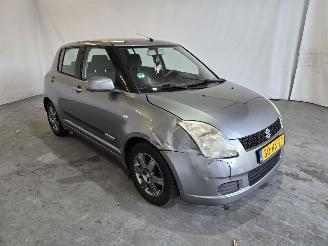 Damaged car Suzuki Swift 1.3 GLS 2005/11