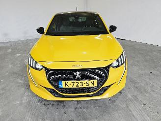 Peugeot 208 1.2 PureTech GT-Line picture 2