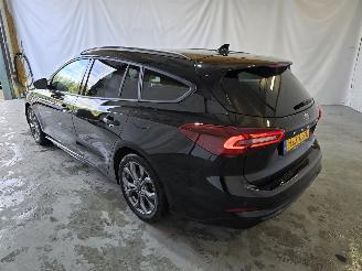 Ford Focus 1.0 EcoBoost Hybrid ST Line picture 5