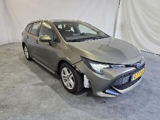 Damaged car Toyota Corolla 1.8 Hybrid Active 2022/11