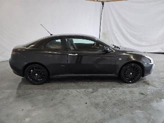 Alfa Romeo GT 1.8 T.Spark Distinctive picture 8
