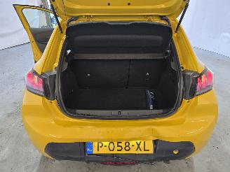 Peugeot 208 1.2 PureTech Active picture 19