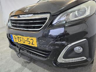 Peugeot 108 1.0 e-VTi Allure TOP picture 10