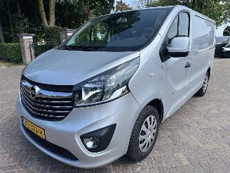 damaged commercial vehicles Opel Vivaro 1.6 CDTI L1 88 Kw Edition EcoFlex 2015/12