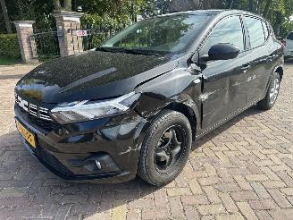 Vaurioauto  passenger cars Dacia Sandero 1.0 TCe E-G Express. 2023/3