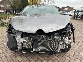 Renault Captur 0.9 TCe Intens picture 4