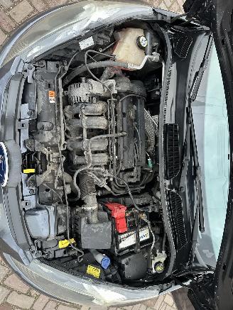 Ford Fiesta 1.25 Trend picture 13