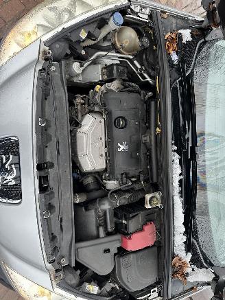 Peugeot 308 1.6 VTi XS picture 13