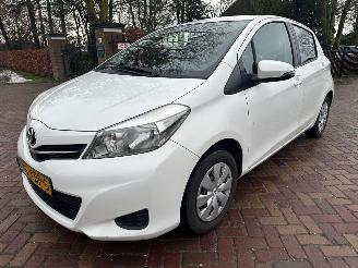 Schadeauto Toyota Yaris 1.0 VVT-i Aspiration 2012/5