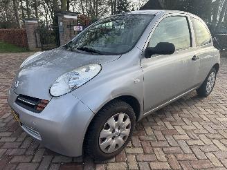 krockskadad bil auto Nissan Micra 1.2 Tekna 2003/9