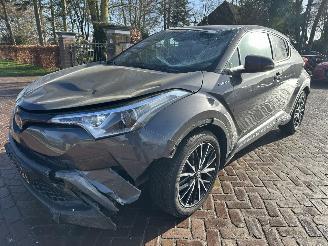 Schadeauto Toyota C-HR 1.8 Hybrid First Ed. 2016/12