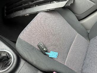 Suzuki SX4 1.6 Comfort picture 12