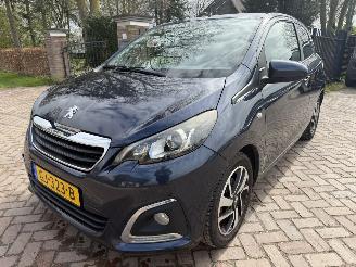 skadebil auto Peugeot 108 1.2 Puretech Allure 2015/6