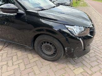 Peugeot 208 1.2 PURETECH ACTIVE picture 4