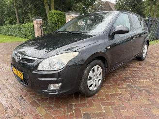 Damaged car Hyundai I-30 1.6i Dynamic 2007/11