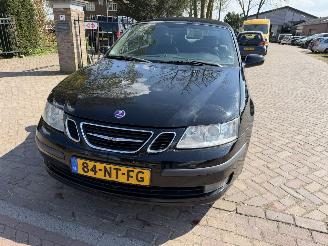 Voiture accidenté Saab 9-3 Cabrio 1.8t Vector 2004/2